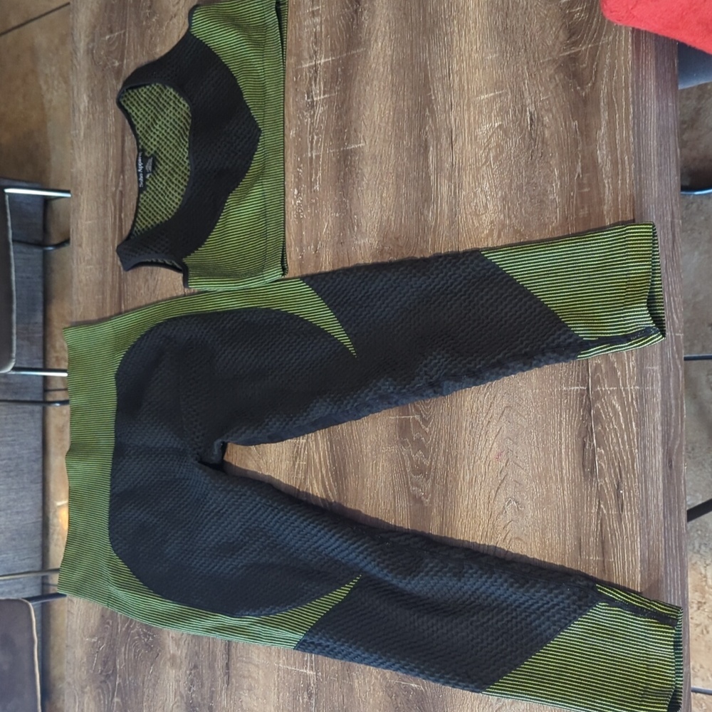 Women's workout set